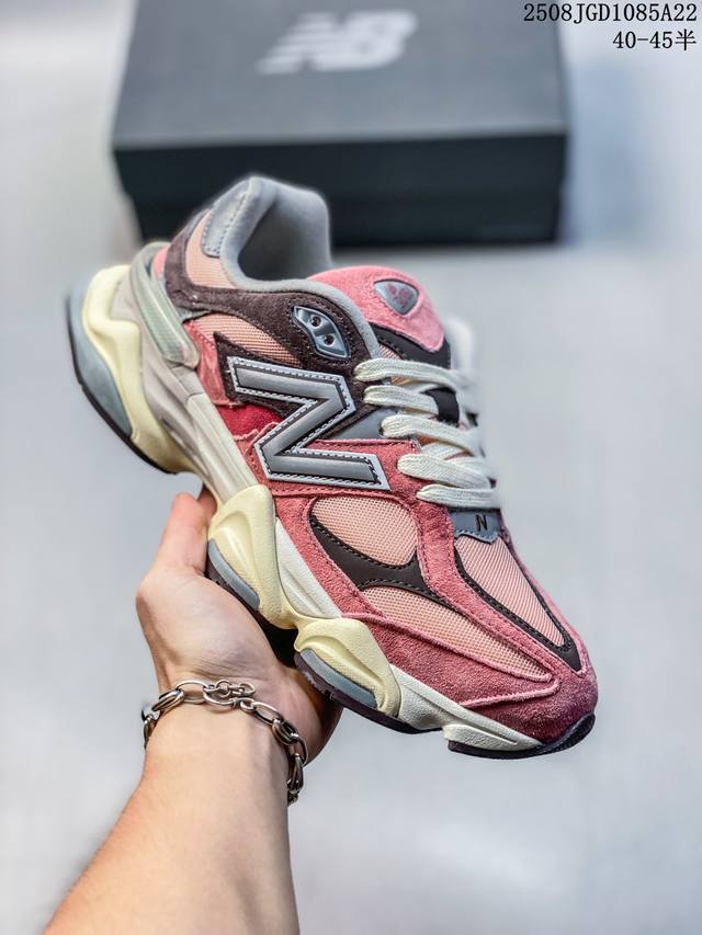公司级New Balance 9060系列 新百伦 复古休闲运动慢跑鞋 鞋面大身由空间双格及磨砂鞋面拼接而生 采用大面积网眼以及麂皮材质覆盖鞋身 还原经典气质
