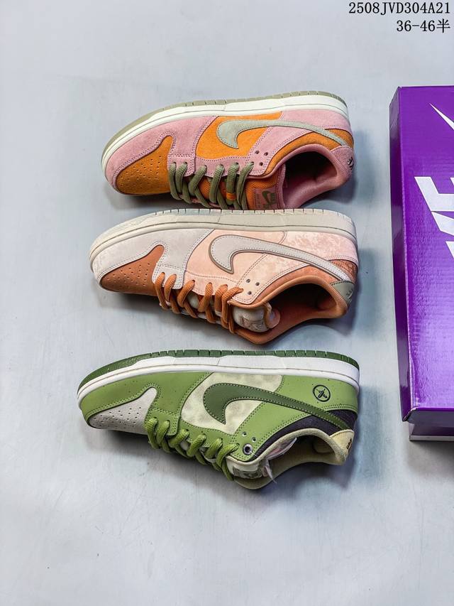 真标 耐克 Nike Sb Dunk Low Pro 男款运动鞋复古板鞋。采用柔软织物鞋面，经久耐穿，塑就如元年款 Dunk 般的复古质感。鞋头透气孔，搭配鞋口