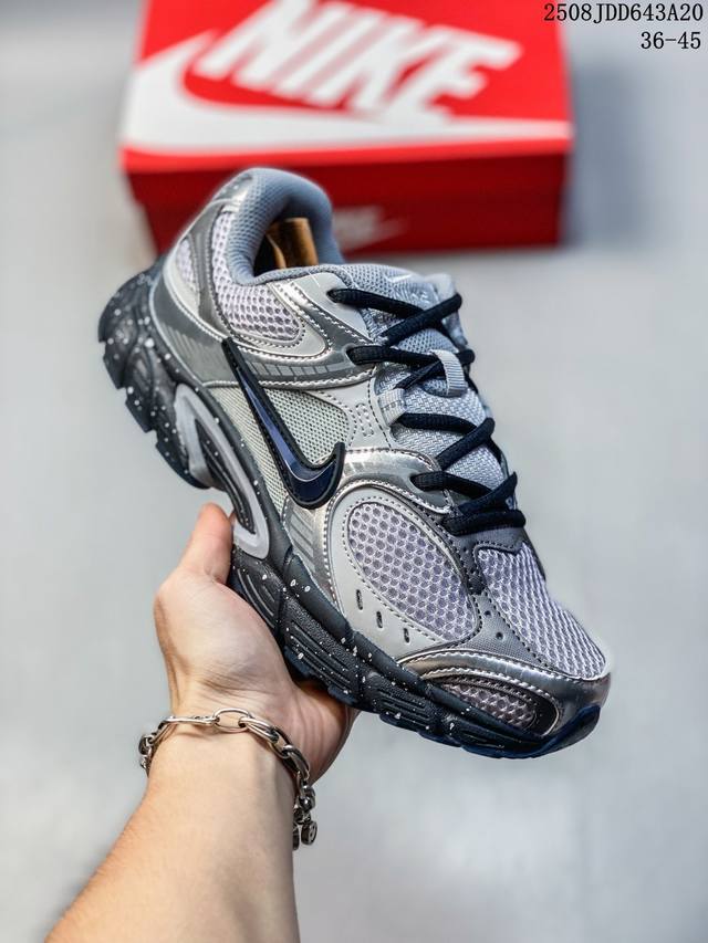 真标Nike V5 Rnr 耐克 舒适百搭防滑耐磨 低帮休闲鞋 货号:Hj5228-003 尺码:36 36.5 37.5 38 38.5 39 40 40.5