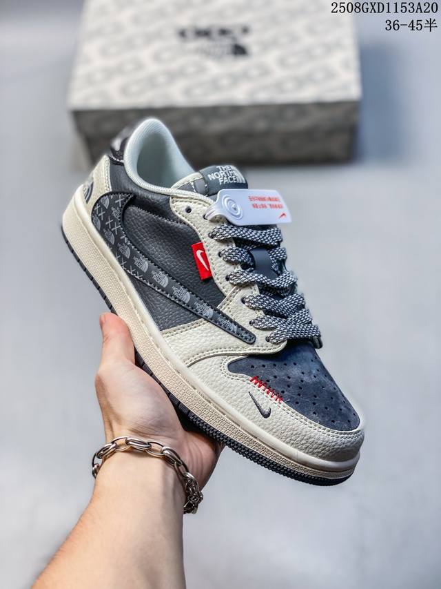 Nike Sb Dunk Low“Lv联名 暗夜幽白” 高端定制 低帮休闲板鞋 定制鞋盒 大厂纯原品质出货 超高清洁度 皮料切割干净无任何毛边 细节完美 货号：