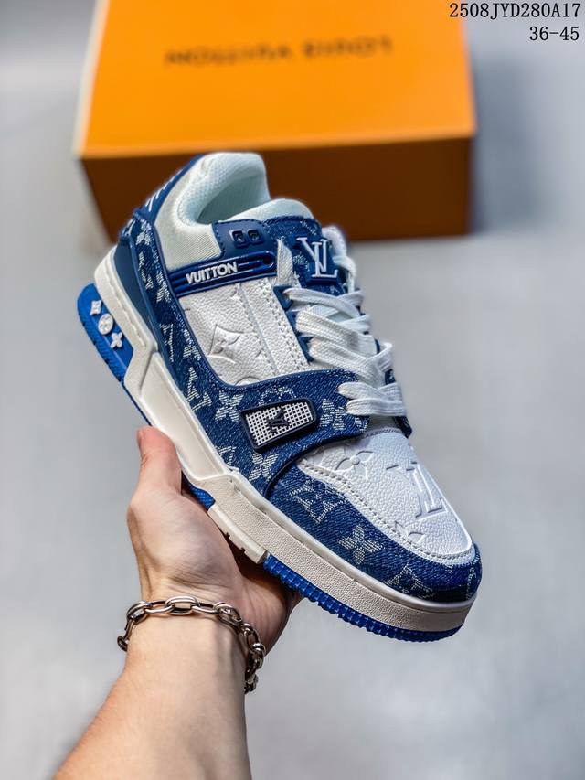 真标全新Lv路易威登Louis Vuitton Trainer Sneaker Low休闲运动文化百搭板鞋 尺码:如图 编码：08Jyd A17