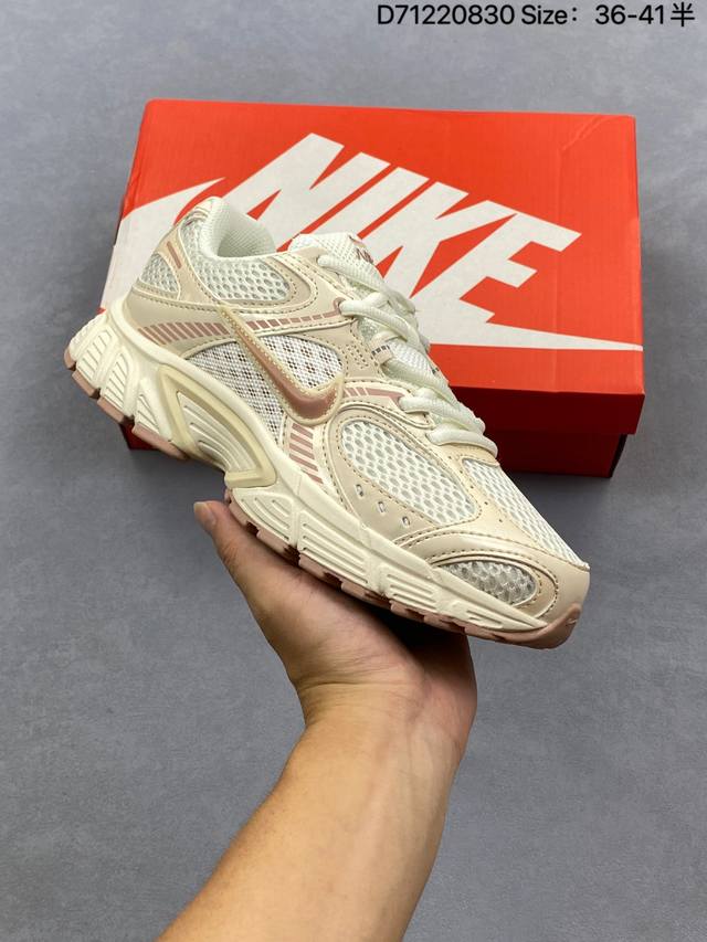 真标Nike V5 Rnr 耐克 舒适百搭防滑耐磨 低帮休闲鞋 货号:Ih5088-001 尺码:36 36.5 37.5 38 38.5 39 40 40.5