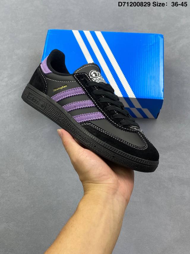 阿迪达斯Adidas Handball Spezial 阿迪达斯经典款 复古休闲板鞋 #全鞋采用反毛皮制作 牛筋耐磨大底 承载青春情怀的板鞋 经典三条杠装饰鞋侧