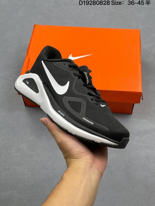 耐克Nike Air Zoom Structure 26 轻量跑鞋鞋面采用透气工程网眼材质制作。鞋身整体轻盈舒适透气,鞋子颜色以白灰色为主色调！耐克Logo以银