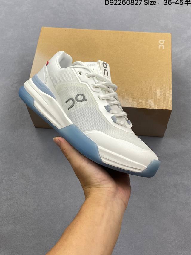 公司级Loewe X On昂跑Cloudtilt 2.0 罗意威 联名轻量运动休闲鞋 脚感很舒服 鞋底柔软且包裹性好 上脚显腿长 不管休闲还是运动都很百搭 是最