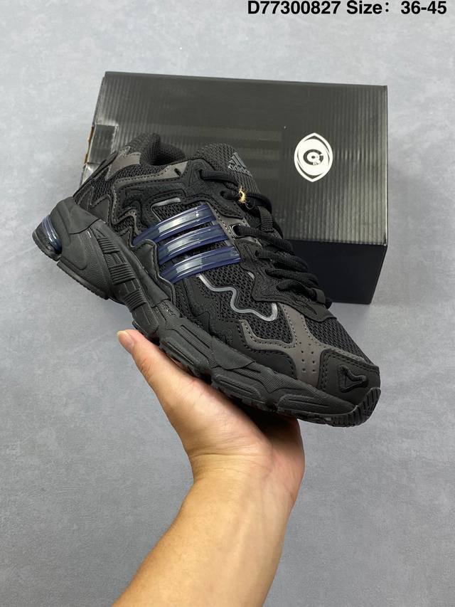 阿迪达斯Adidas Originals Response Cl 复古休闲跑步鞋 鞋身采用大面积的麂皮和网布材质 复古感拉满 中底采用阿迪达斯经典的Adipre