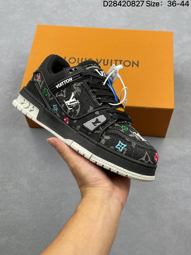 Lv Arch Light Sneaker 休闲运动文化百搭篮球板鞋 尺码：看图所示 编号：D28420827