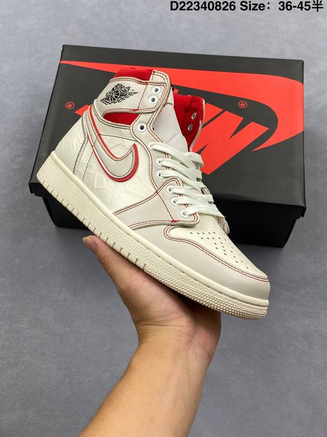 公司级Nike Air Jordan 1 Retro High Aj1乔丹一代高帮经典复古文化休闲运动篮球鞋 货号:555088-500 尺码:36 36.5