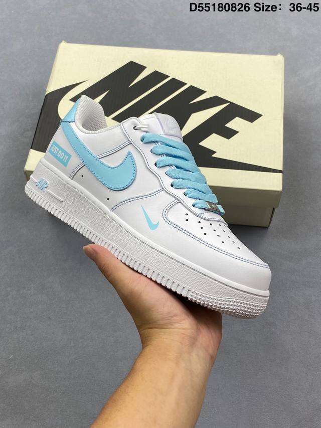特级 耐克 Nike Air Force 1 ’07 空军一号低帮百搭休闲运动板鞋。柔软、弹性十足的缓震性能和出色的中底设计，横跨复古与现代的外型结合，造就出风