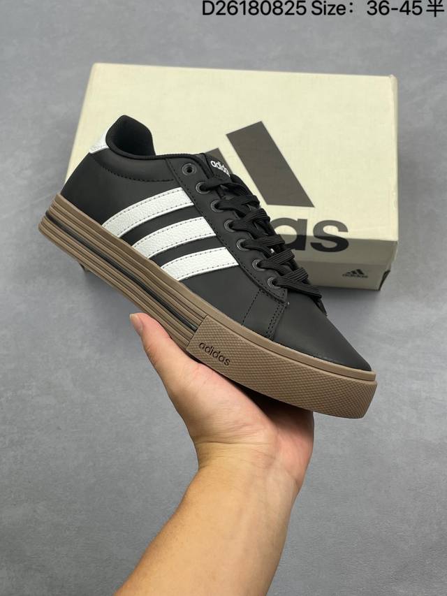 Adidas 阿迪达斯 Adidas Daily 4.0复古百搭男女轻运动休闲板鞋男女轻运动 货号：If4510 类型：男女鞋 码数：36 36.5 37 38