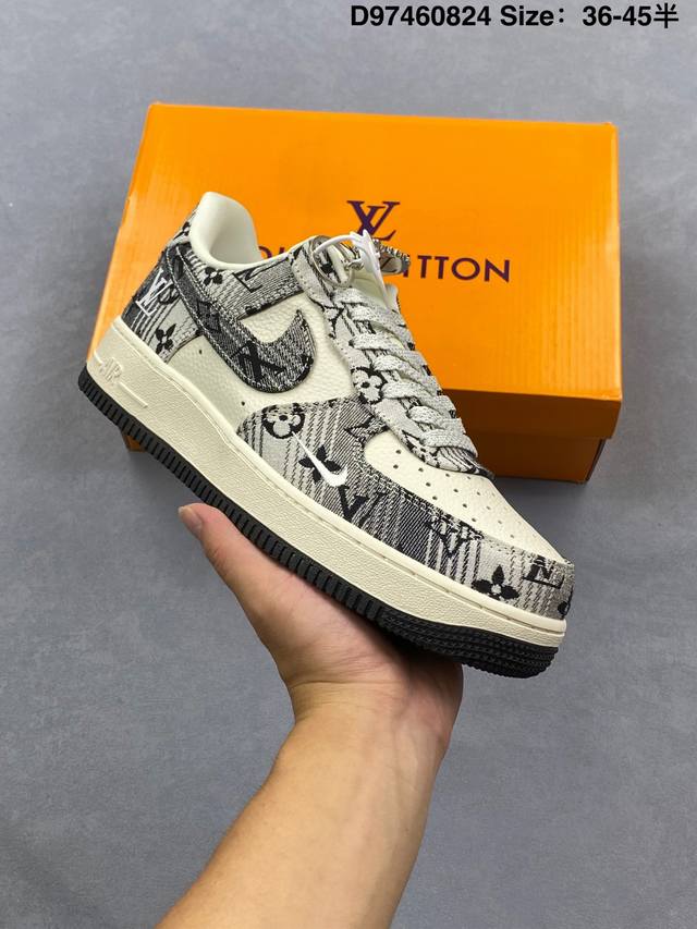 Aj1倒勾Travis Scott X Air Jordan 1 ” Reverse Mocha “ Aj1乔1 Ts 闪电 联名倒钩 低帮文化篮球鞋 完美品质