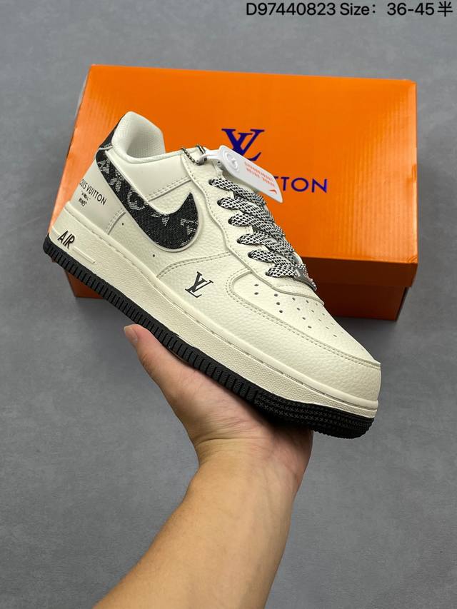 海外爆款限量发售！公司级Nike Air Force 1 '07 Low “Nike联名 双拼蓝白勾”空军一号 低帮 运动鞋 休闲鞋 折边针车 工艺难度大 原楦