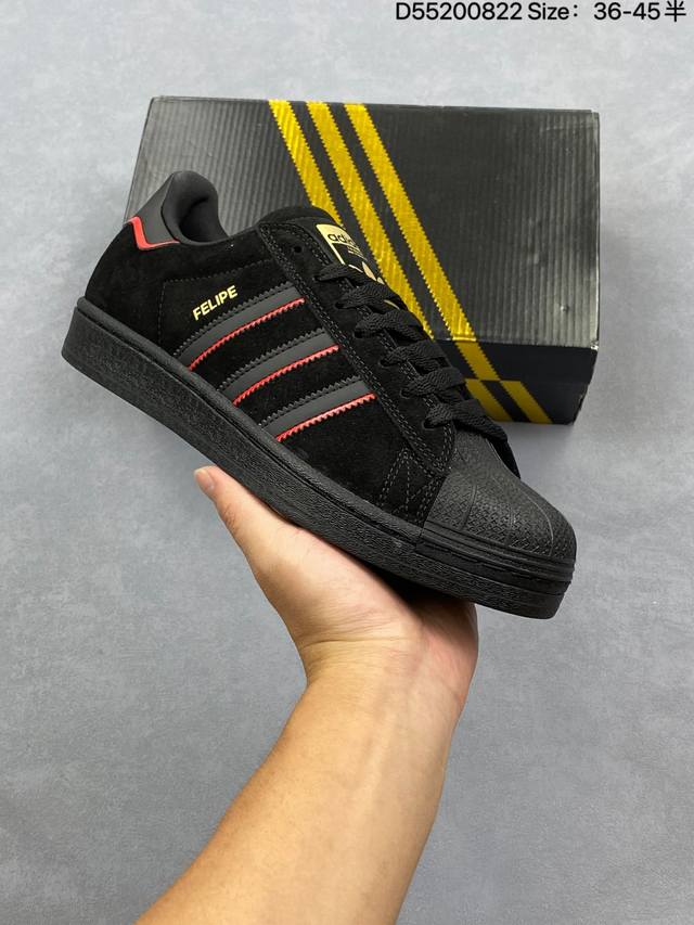 阿迪达斯 三叶草Adidas Originals Superstar 经典贝壳头系列低帮百搭休闲运动板鞋 货号： Jr7831 尺码：35 36 36.5 37