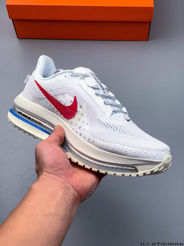 耐克Nike Pegasus Premium 减震防滑耐磨透气休闲跑步鞋 兼顾迅疾外观和稳固脚感 后跟覆面和中足动态支撑巧妙融合 缔造稳定顺畅的迈步体验 081