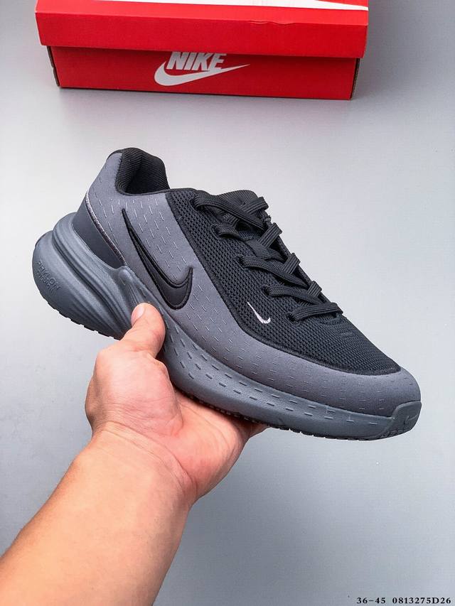 耐克Nike Uplift Sc舒适减震防滑 低帮跑步鞋 全掌Reactx泡绵中底 前掌和后跟还配备了Air Zoom气垫单元 据说跑起来更快更舒适哦 这次最大