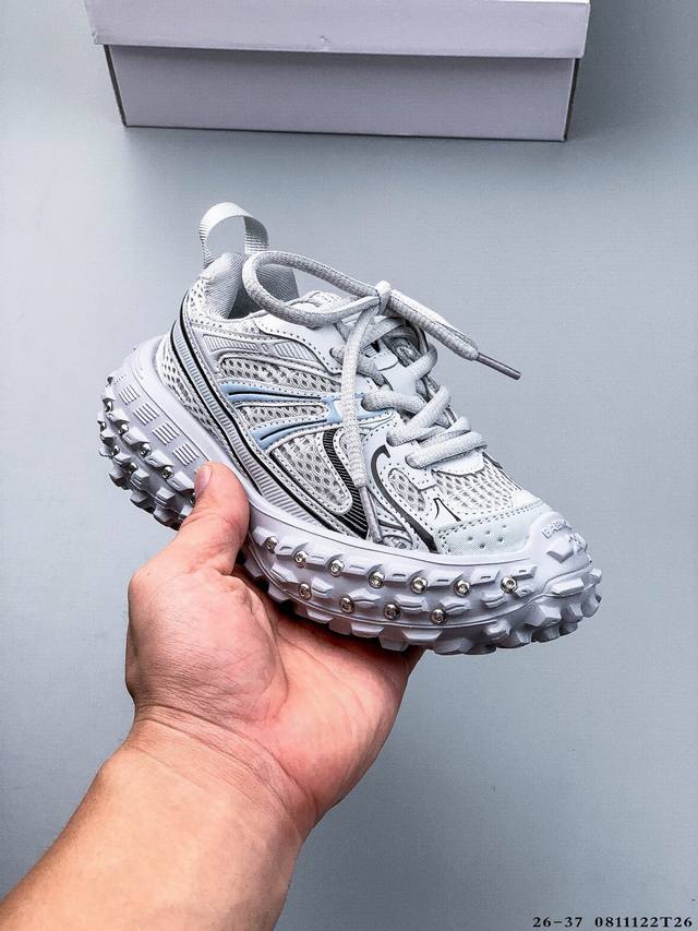 巴黎世家 Balenciaga 轮胎 Defender Rubber 低帮坦克履带轮胎型越野户外增高厚底休闲小童鞋 0811122T26