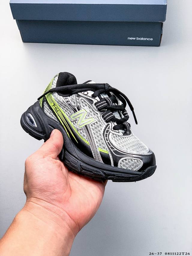 New Balance Nb740 英产 轻便复古休闲运动跑步鞋小童鞋 全鞋身以网格布作为基地，在细节部分以皮革作为辅助添加，流线感很强。外形和New Bala