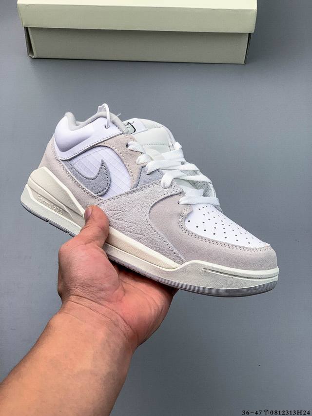 Air Jordan Stadium 9O Stadium 新款百搭休闲鞋 Jordan Stadium 90充满了对Tinkerhathield 原创设计的致