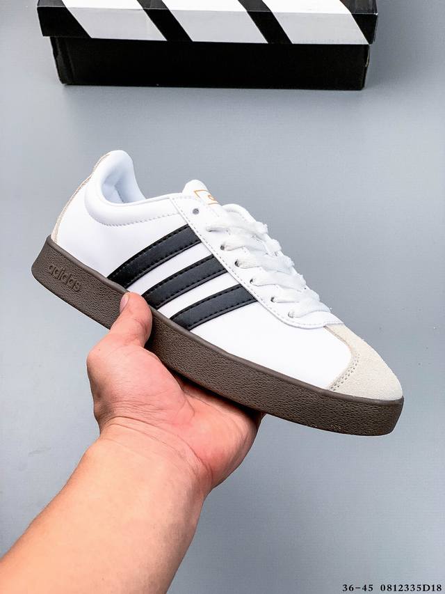 阿迪达斯Adidas Neo Vl Court 2.0 三叶草时尚潮流板鞋 T头 绒面麂皮防滑耐磨轻便低帮板鞋 整双鞋以传统的低帮呈现的清新造型 鞋头优先头层反