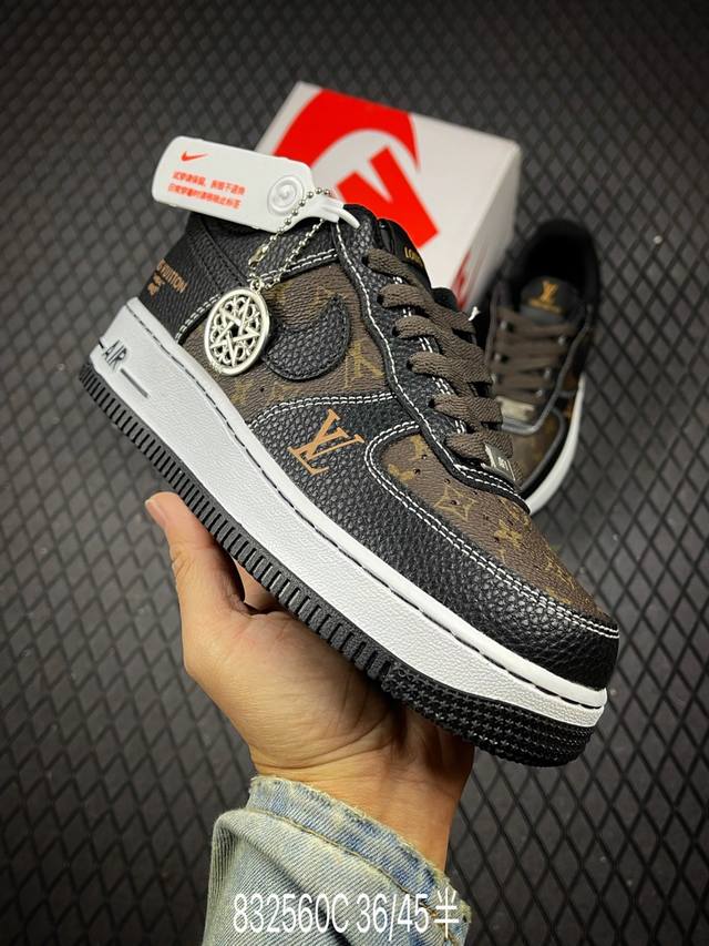 C 陈冠希主理品牌-凝结集团联乘Clot X Af1 Clot X Nike Air Force 1 Low Prm 空军一号经典低帮百搭休闲运动板鞋。正确无色
