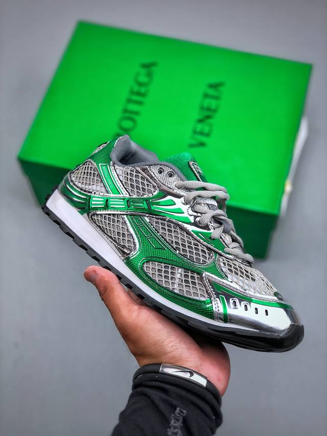 Bottega Veneta葆蝶家 圆头系带低帮生活休闲鞋 , Bottega Veneta 葆蝶家 ，意大利奢侈品牌，其时装美学是含蓄细致摒弃浮夸矫饰。 Bo