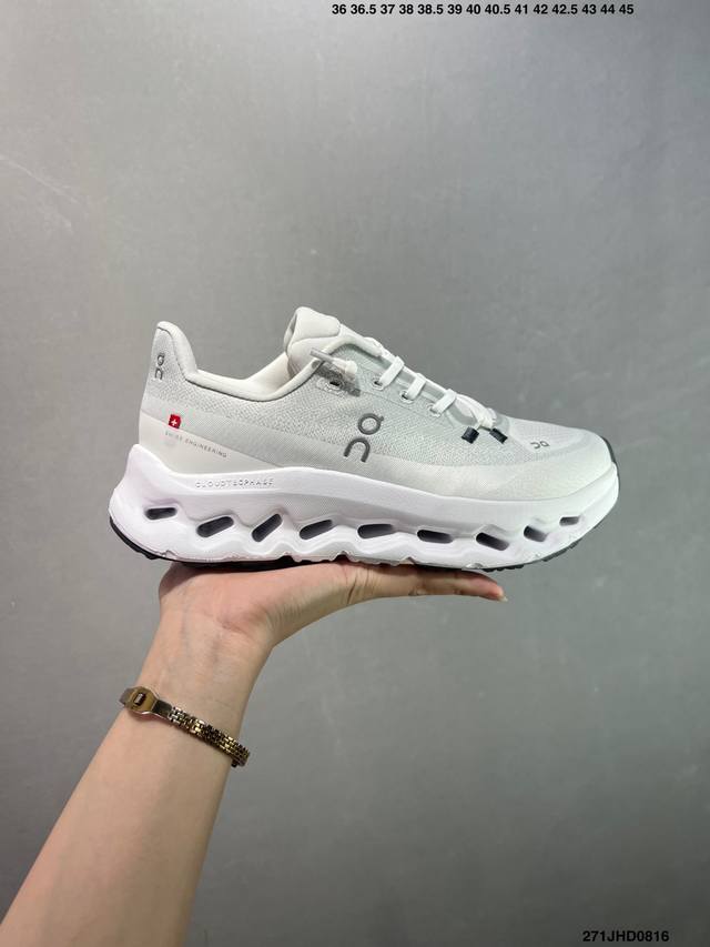 公司级On昂跑 Cloudtilt 户外街头机能风跑步鞋 Cloud Hi Edge户外机能融合街头潮流 越界开启全新都市探索 Cloudtec专利科技鞋底搭载
