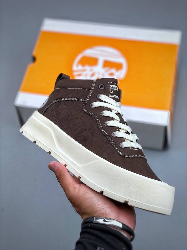 Timberland添柏岚 天伯伦 户外休闲系列 广东大厂出品 全新工艺升级 原盒原包装 面料采用意大利质量考究耐穿 型男必备专治不帅 尺码：39-44