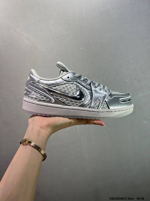 公司级Air Jordan 1 Low 低帮 蓝柠檬 Aj1 乔丹1代 Aj1 乔1 低邦 蓝黄拼接 乔丹篮球鞋系列 鞋身采用蓝色皮革勾勒轮廓，明黄色注入后跟收