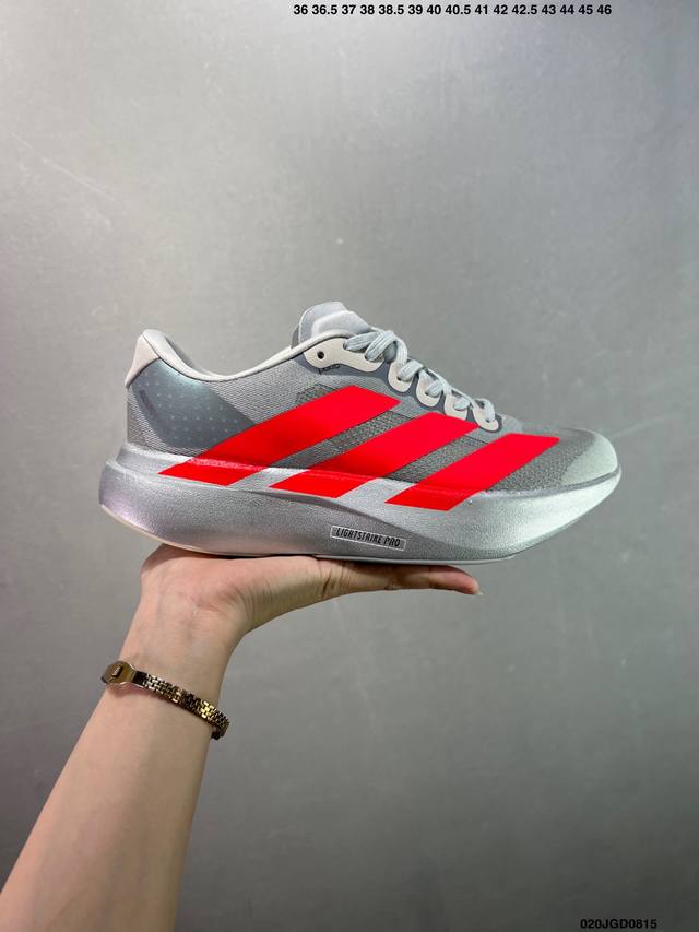 公司级Ad Adizero Evo Sl 马拉松竞速专业跑鞋 Jq4578 Celermesh针织网面非常轻薄 纤维间的缝隙很大 可以保证跑步时的透气、排汗效果