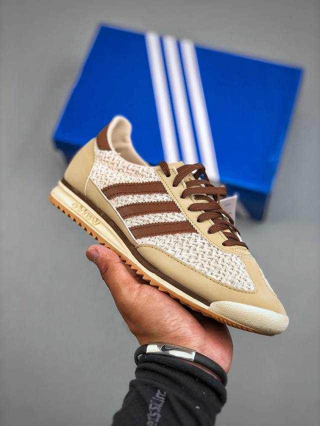 Adidas Wmns Sl72 Og 系列 德训足球风百搭低帮休闲运动板鞋 Jr4229 尺码：36-45 半