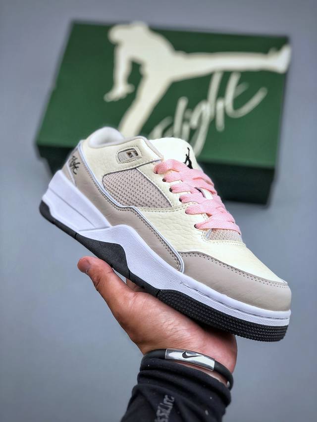 Nike Jordan Flight Court 搭防滑耐磨 低帮 耐克复古篮球鞋 货号：Ih4105 113尺码：36-46 半