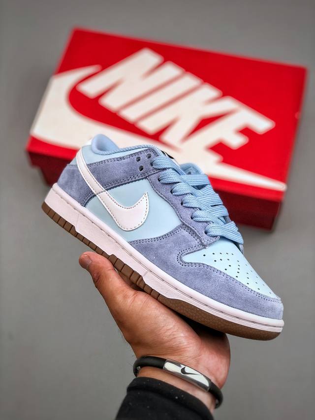 S版 Nike Dunk Low 蓝白 大厂出品 极力推荐原装头层材料 独家版型蒸餾加工帶來的是更好的视觉和脚感体验大厂纯原品质出货 清洁度 电绣工艺 皮料切割
