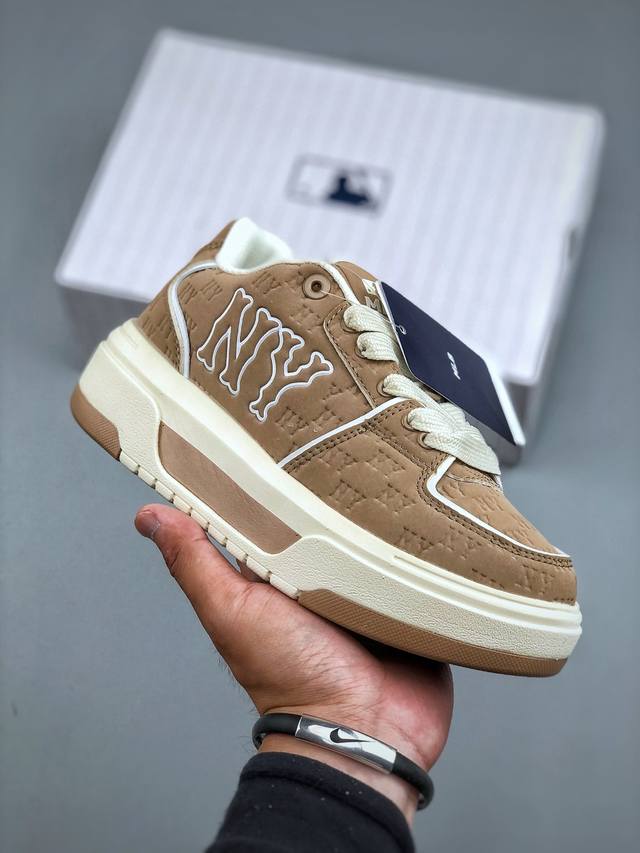 Ny Mlb Chunky Liner Mid Denim Monogram 纽约洋基队 增高厚底休闲鞋 货号：3Asxe025N G 尺码：35-45 半