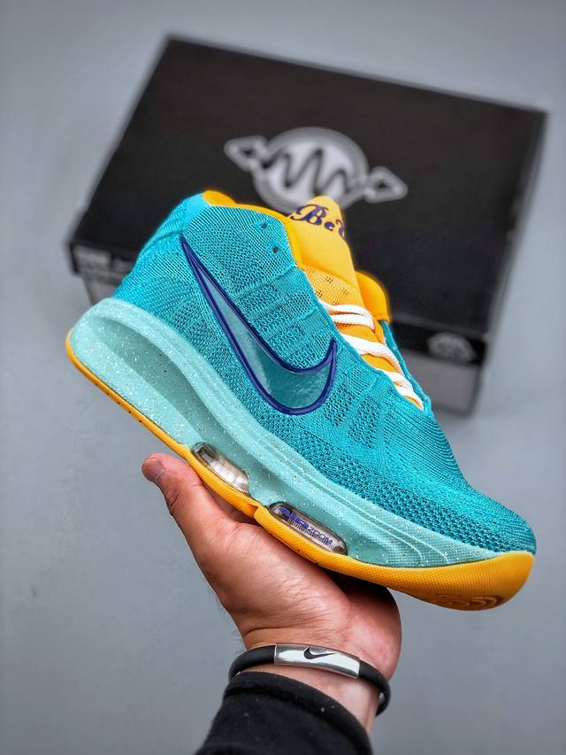 Nike Air Zoom G.T. Hustle 3 Fp 耐克缓震透气实战系列篮球鞋 前掌搭载双层Air Zoom 气垫 加上中底泡棉材料形成双层缓震鞋面采