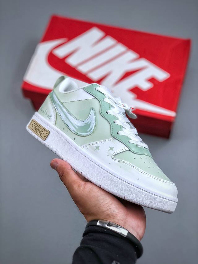 纯原J版 Nike Court Vision Lo ‘Diy’定制 低帮百搭 透气休闲运动板鞋 兼顾舒适脚感和出众风范 演绎匠心之作 结构性的支撑贴合感结合复古