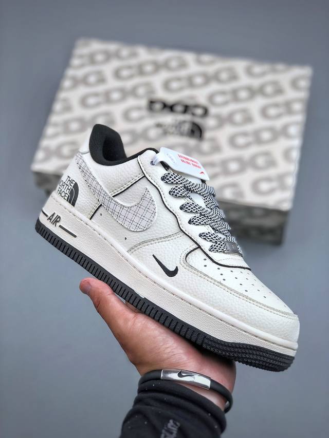 P版 Nike Air Force 1‘07联名款 原楦头原纸板 打造纯正低帮空军版型专注外贸渠道 全掌内置蜂窝气垫 原盒配件 原厂中底钢印、拉帮完美 货号:J