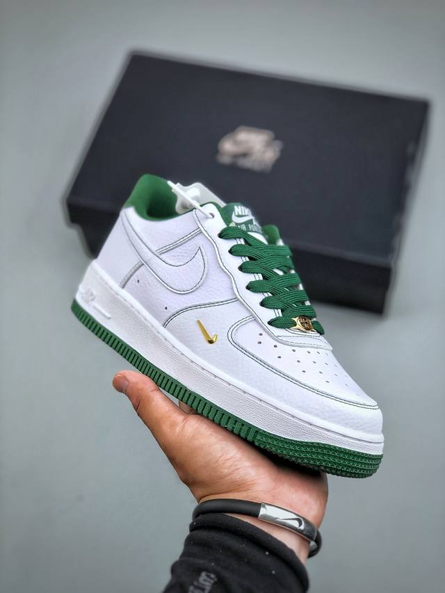 Nike Air Force 1 Low 白绿配色 原楦头原纸板 打造纯正空军版型专注外贸渠道 全掌内置蜂窝气垫 原盒配件 原厂中底钢印、拉帮完美 官方货号：1