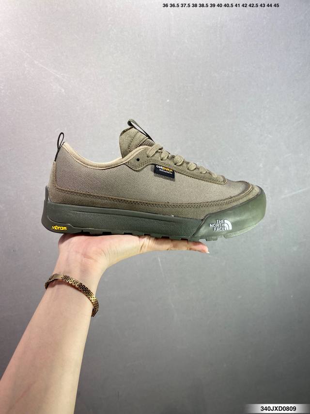The North Face Glenclyffe 北面 鞋底采用Vibram黄金大底 专门为鞋底设计的橡胶以出色的耐磨性 良好的防滑性或得不少户外运动爱好者的