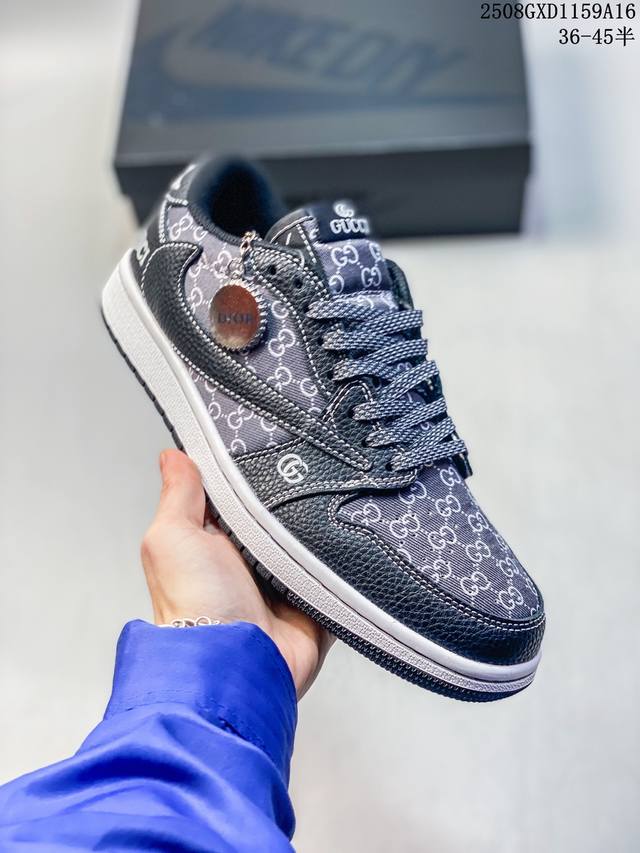 海外爆款限量发售！Travis Scott X Fragment Design X Jordan Air Jordan 1 Low Og Sp “古驰联名 黑荔