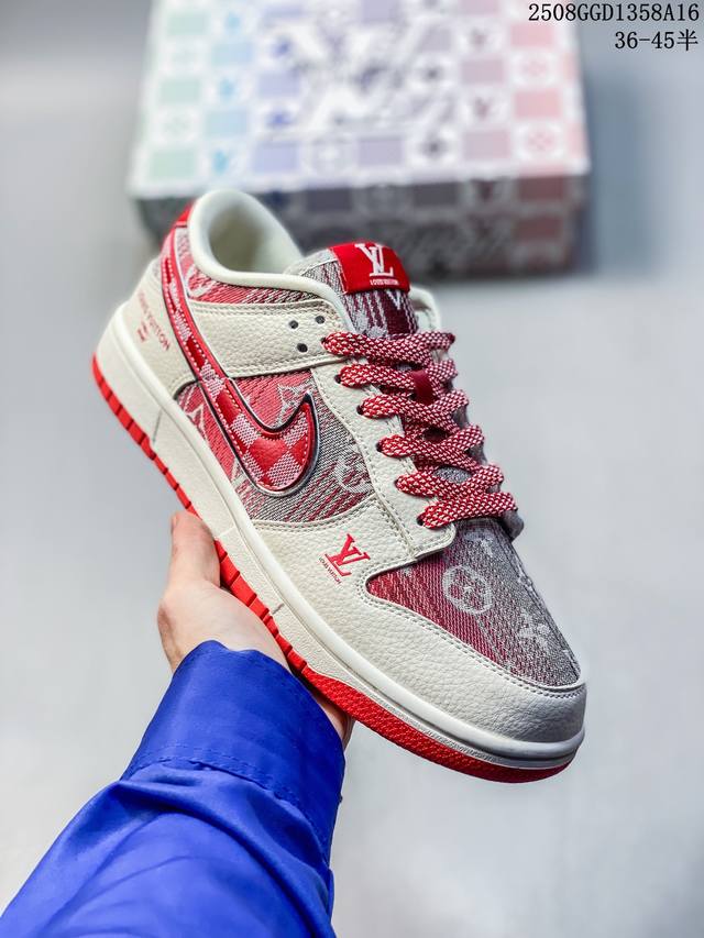 海外爆款限量发售！高端定制Nike Sb Dunk Low “路易威登Lv联名---米白红帆布印花” 鞋身融入 Lv 标志性格纹、老花元素，配色大胆又和谐，鞋侧