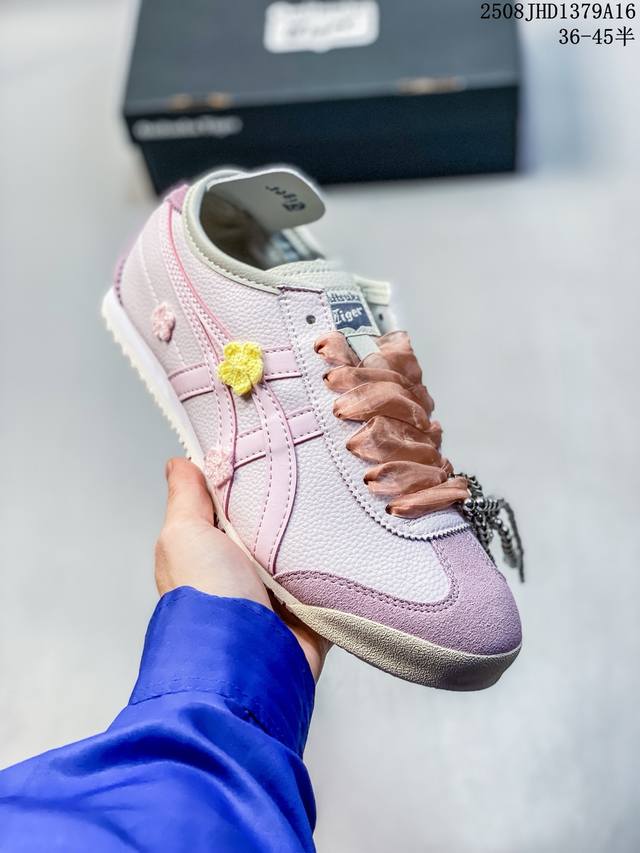 Onitsuka Tiger Mexico 66 百搭单品 定制鬼冢虎 板鞋 Mexico 66是鬼冢虎旗下最经典的款式，李小龙最喜欢的一款训练鞋休闲鞋！鞋身特