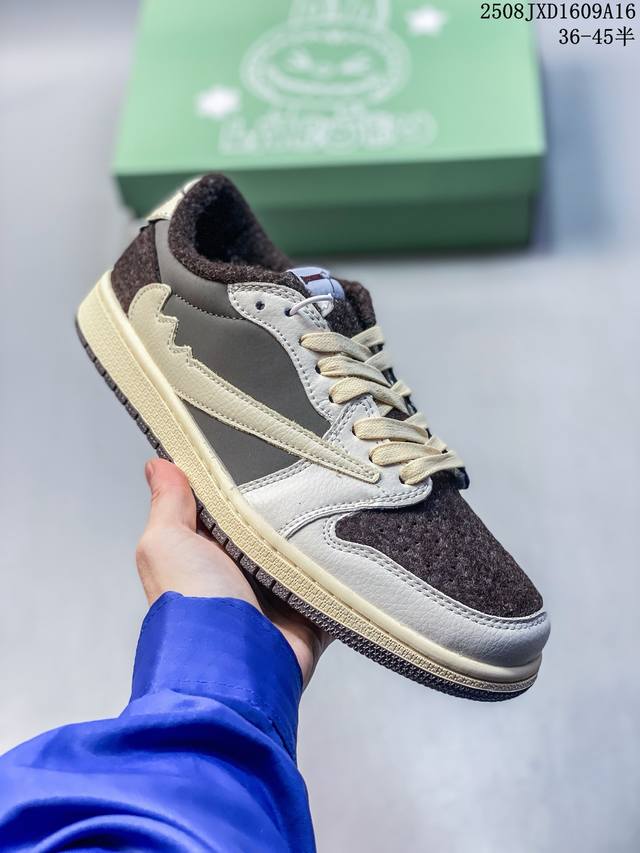 特价Aj1倒勾Travis Scott X Air Jordan 1 ” Reverse Mocha “ Aj1乔1 Ts 闪电 联名倒钩 低帮文化篮球鞋 完美