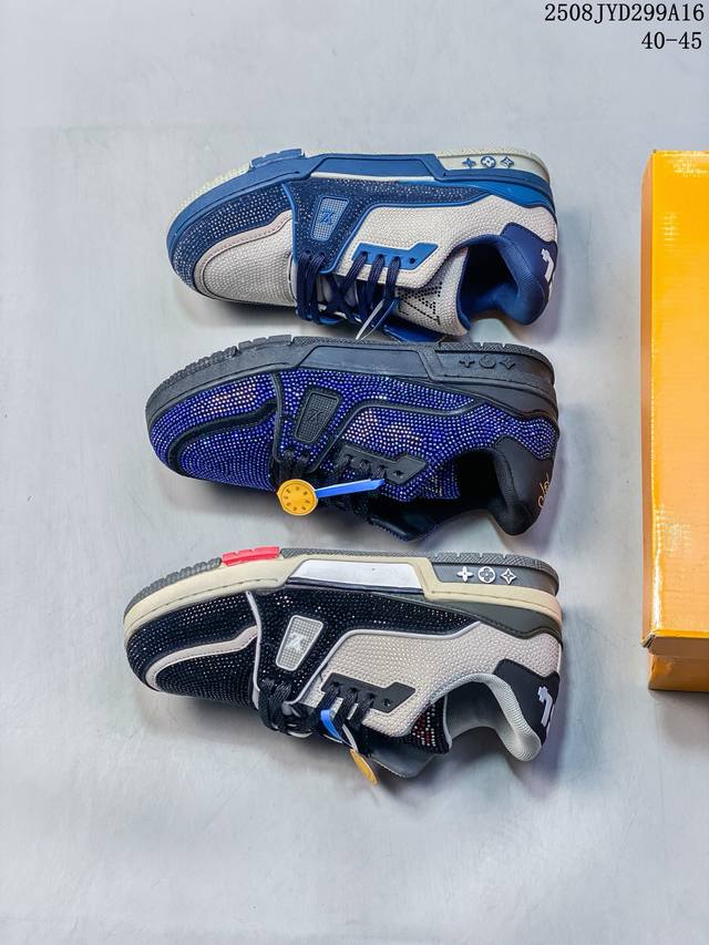 全新Lv 钻石路易威登Louis Vuitton Trainer Sneaker Low休闲运动文化百搭板鞋 ！ 尺码：如图 编码：08Jyd299A16