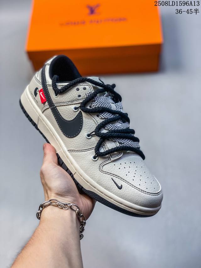 特价 公司级Nike Dunk Low Retro ‘Diy高端定制’耐克 低帮休闲运动板鞋 原装头层材料 用料绝不含糊 独家版型蒸餾加工帶來的是更好的视觉和脚