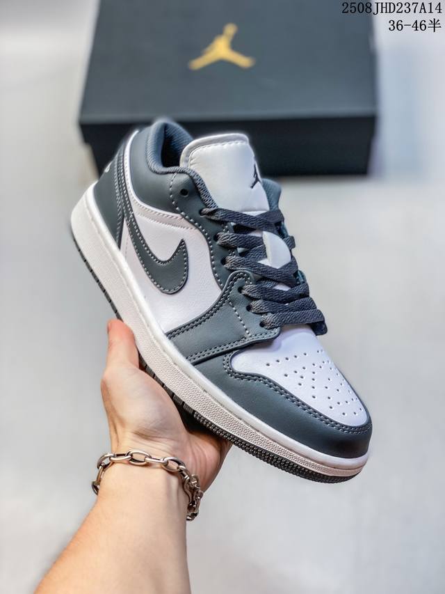 公司级Nike Air Jordan 1 Low Aj1乔1低帮休闲板鞋 同步官方配色 官方货号:553560-044 尺码:36 36.5 37.5 38 3