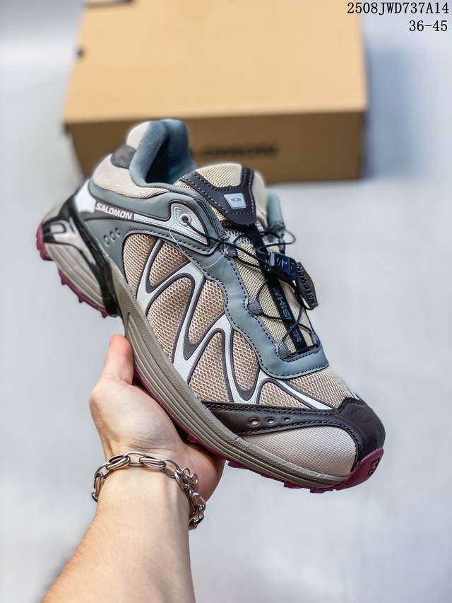 Salomon萨洛蒙 Xt-Whisper 时尚 舒适減震防滑耐磨 低帮跑步鞋 鞋面采用Sensifit贴合技术 全方位贴合包裹脚型 鞋跟部鞋底牵引设计 提供强