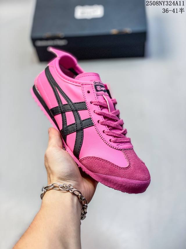 亚瑟士 Asics Ointsuka Tiger Moage Co 亚瑟士鬼冢虎复古经典跑鞋 产品从款式颜色造型上体现出追求舒适和细节的完美 鞋类更是推崇手工制