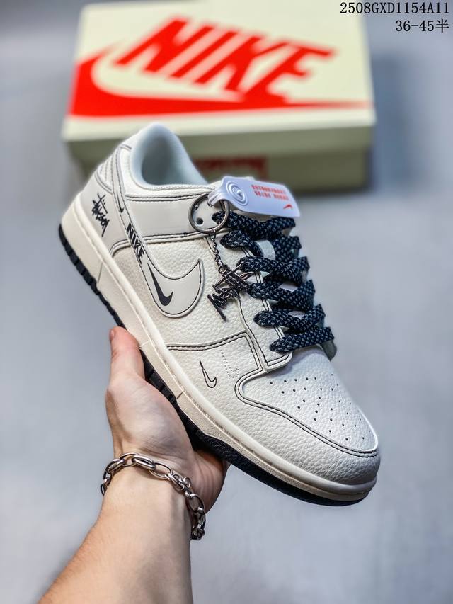 海外爆款限量发售！高端定制Nike Sb Dunk Low “Lv联名 白蓝灰”高端定制 低帮休闲板鞋 定制鞋盒 大厂纯原品质出货 超高清洁度 皮料切割干净无任