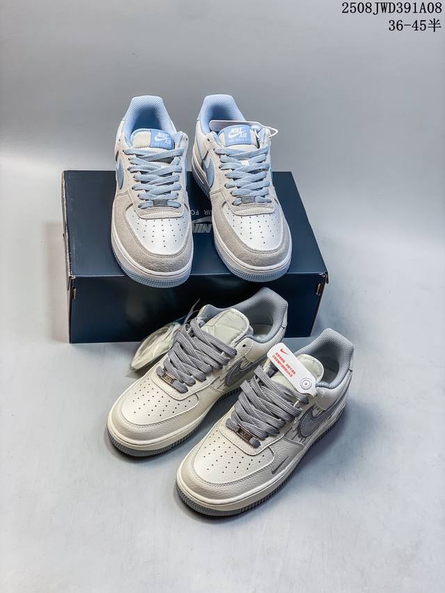 公司级带半码 耐克 Nike Air Force 1 ’07 空军一号 Af 1 低帮 厚底增高百搭 休闲运动板鞋。柔软、弹性十足的缓震性能和出色的中底设计，横