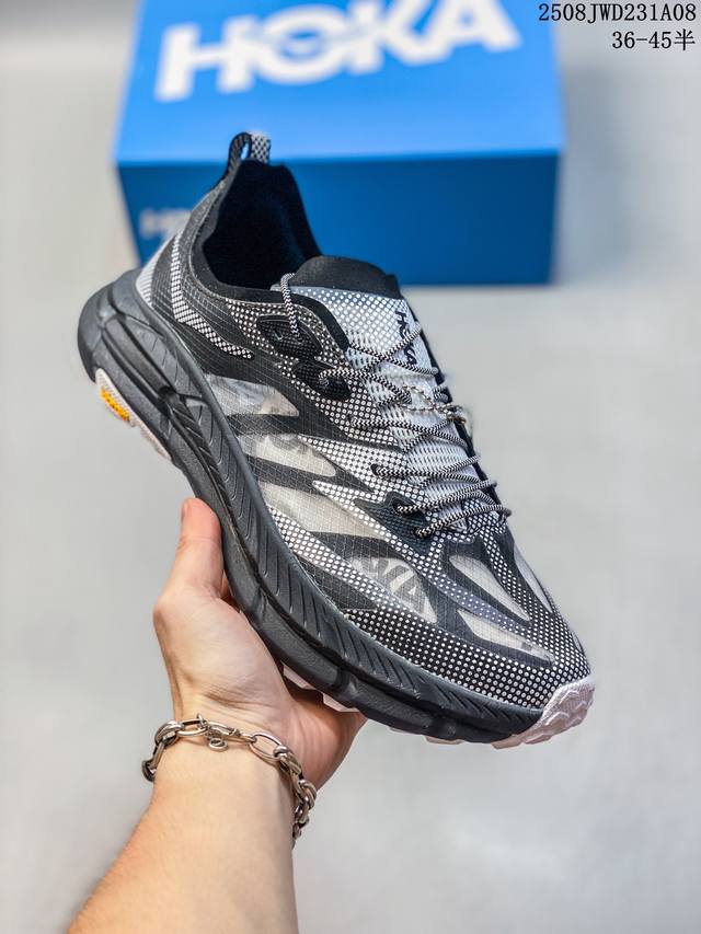 公司级Hoka One One Mafate Speed 4 Lite 舒适百搭防滑保暖 低帮 休闲跑步鞋 它的半透明鞋面设计 不仅让鞋身看起来更加轻便 而且提